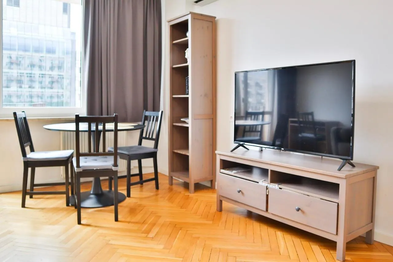 The Best View In The City! Palace Of Cultur And Science! Metro Centrum - After Renovations Varsóvia Apartamento